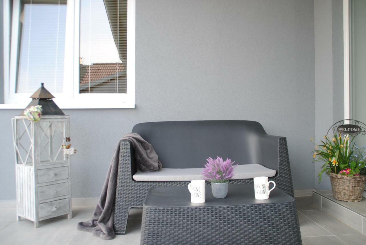 Apartman U Lesa Ratiskovice Exterior photo